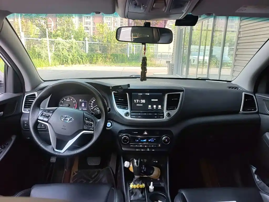 Hyundai Tucson 2015 — фото 14