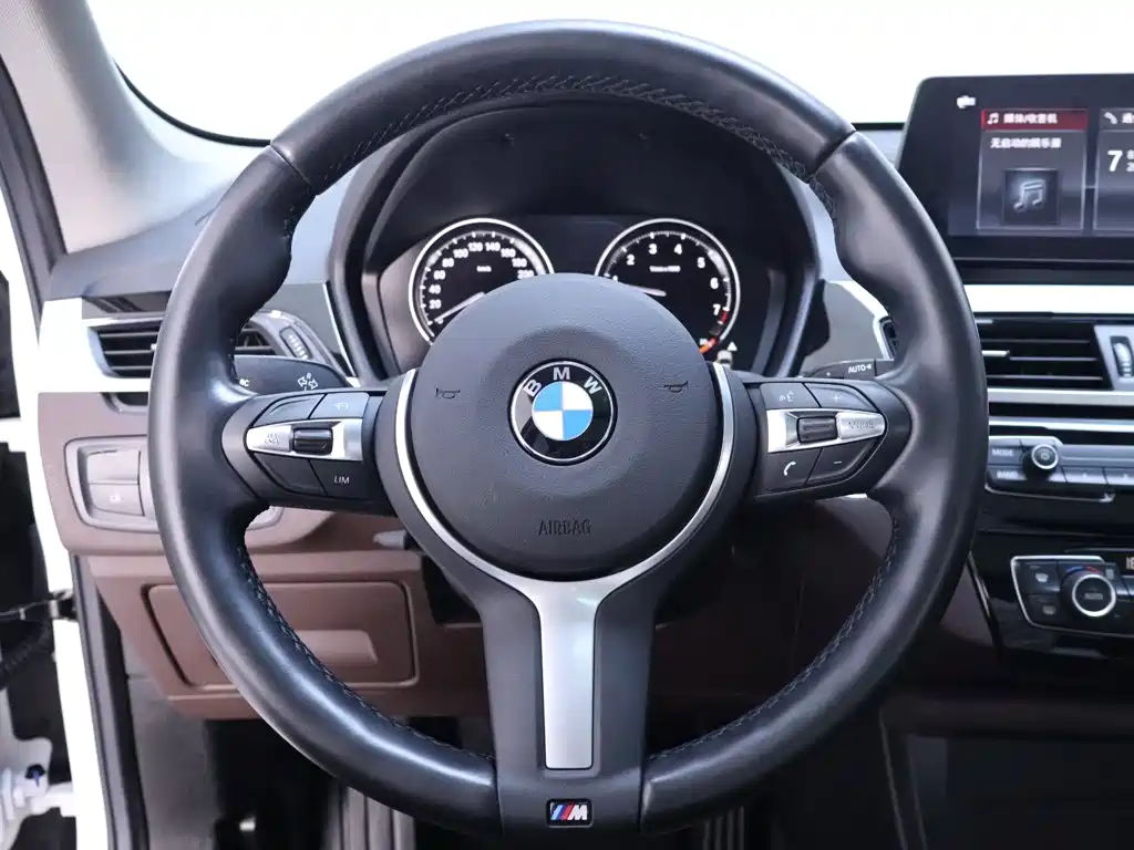 BMW X1 2022 — фото 16