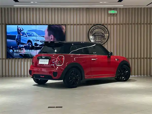 MINI MINI 2019