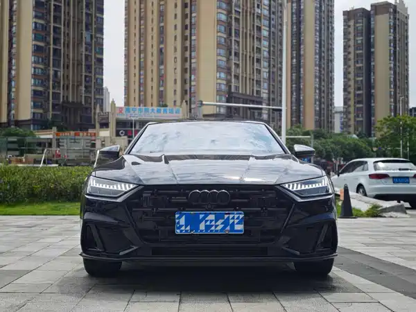 Audi A7L 2025