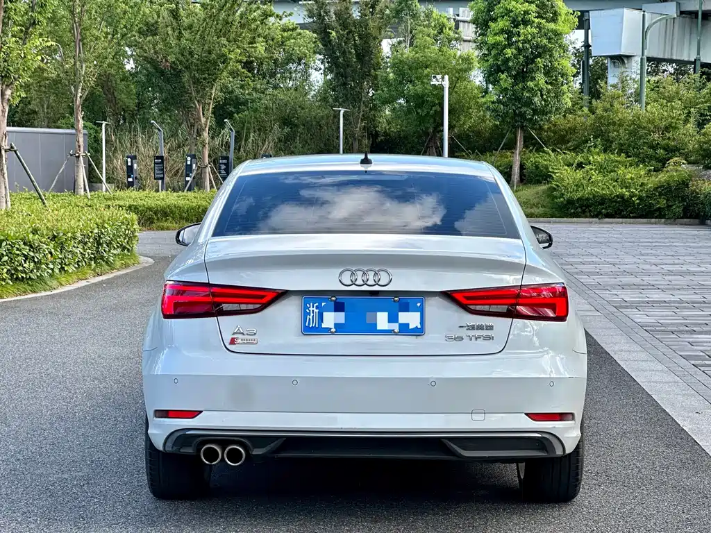 Audi A3 2019 — фото 5