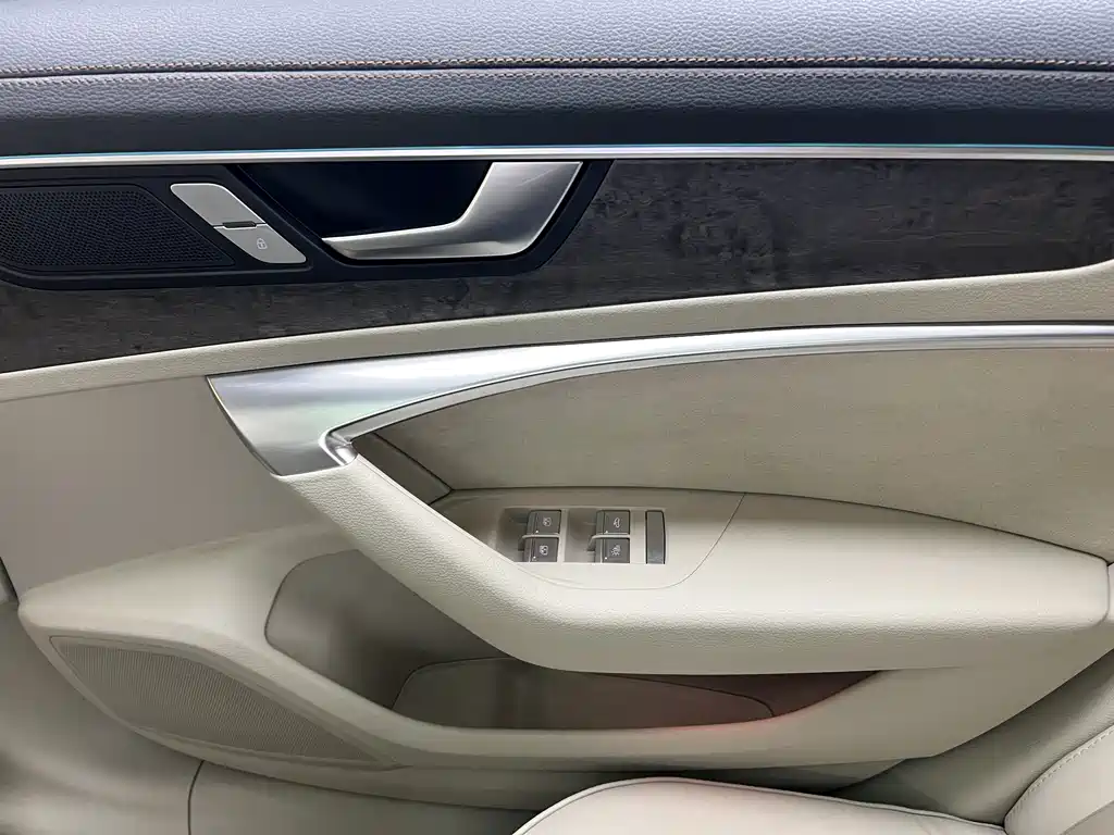 Audi A6L 2019 — фото 18