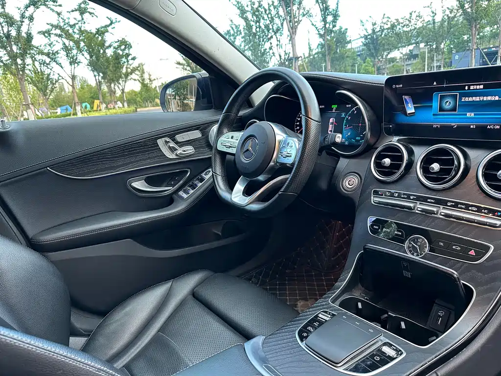 Mercedes-Benz C-Class 2021 — фото 11
