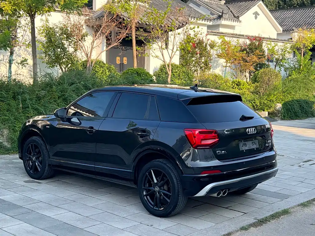 Audi Q2L 2019 — фото 17