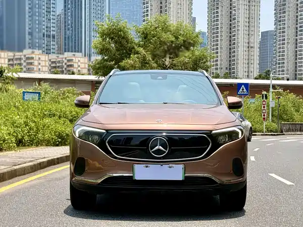 Mercedes-Benz EQA 2023