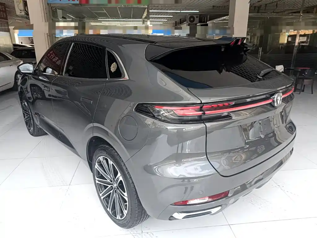 Changan UNI-K Smart Electronic Idd 2022 — фото 5