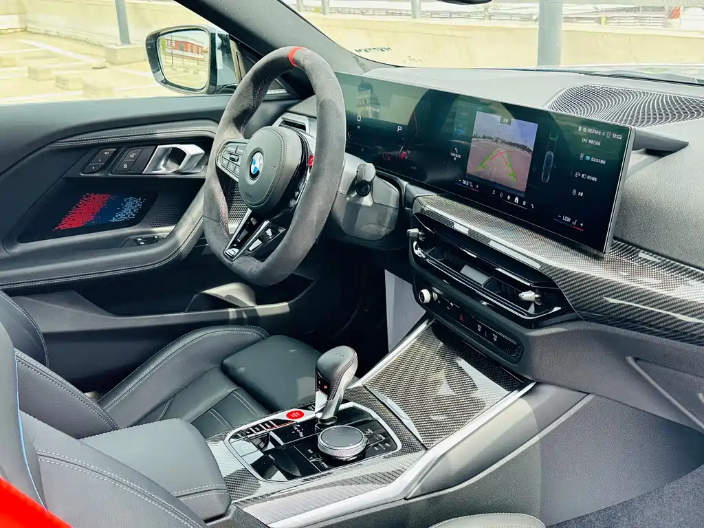 BMW M2 2025 — фото 24