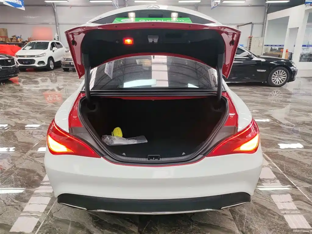 Mercedes-Benz CLA 2018 — фото 19