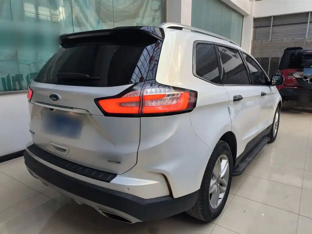 Ford Edge 2020 — фото 7