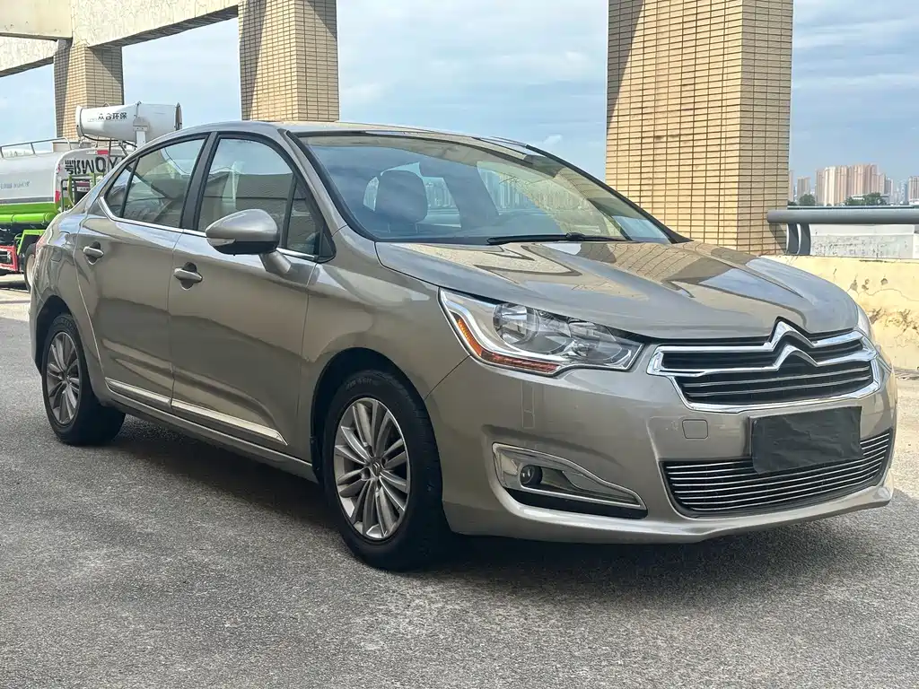 Citroën C4L 2016 — фото 3