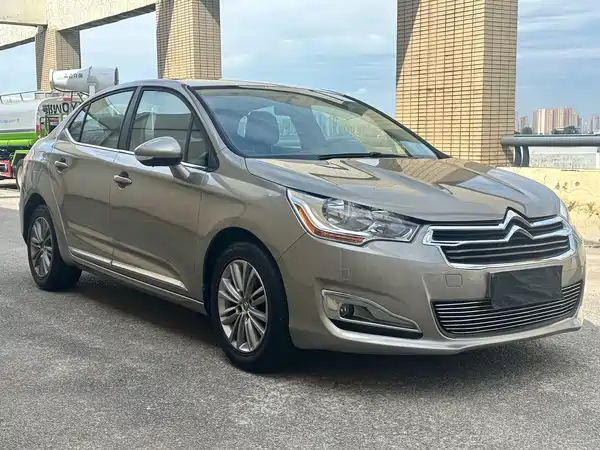 Citroën C4L 2016