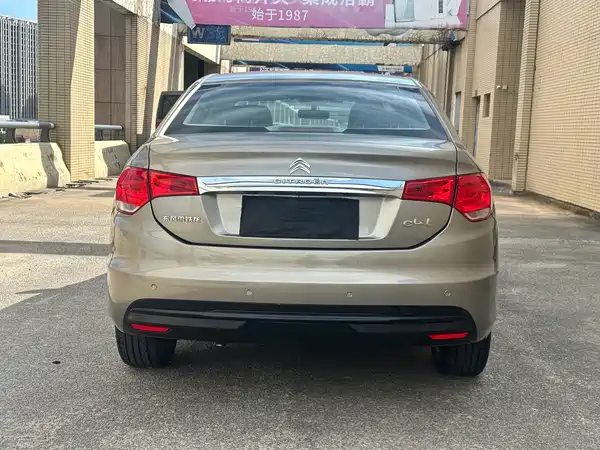 Citroën C4L 2016
