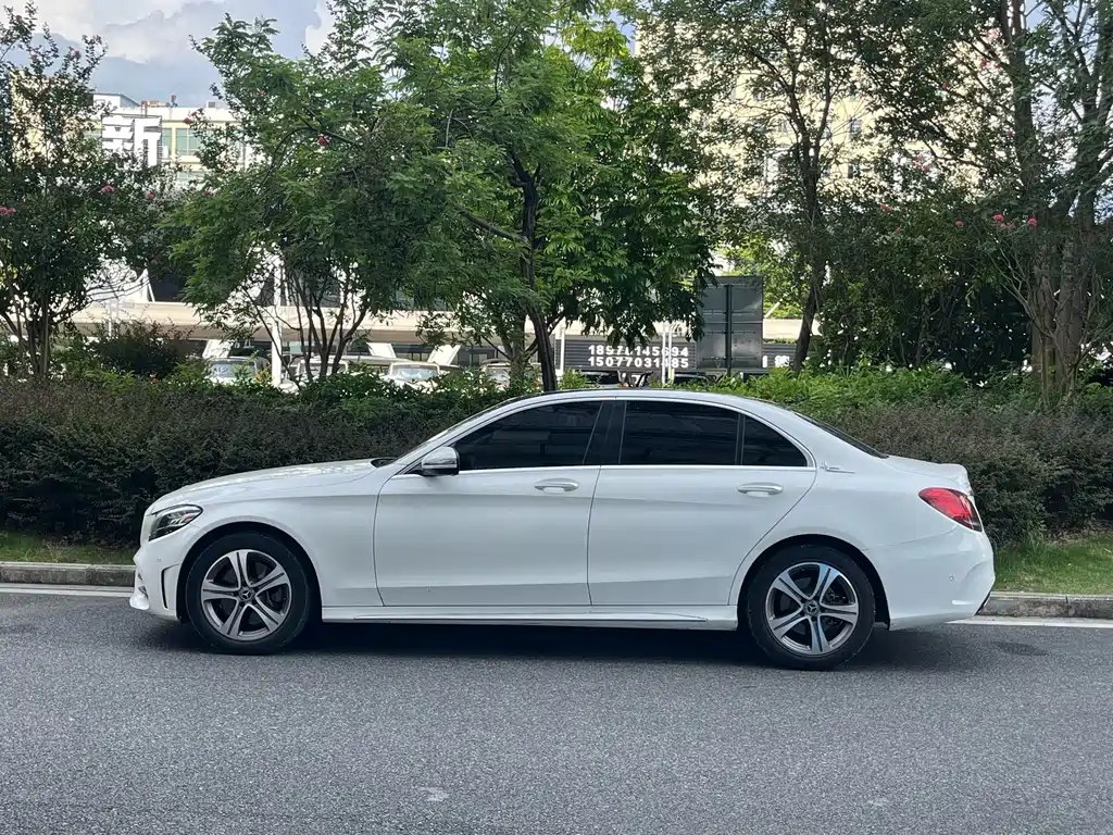 Mercedes-Benz C-Class 2021 — фото 3