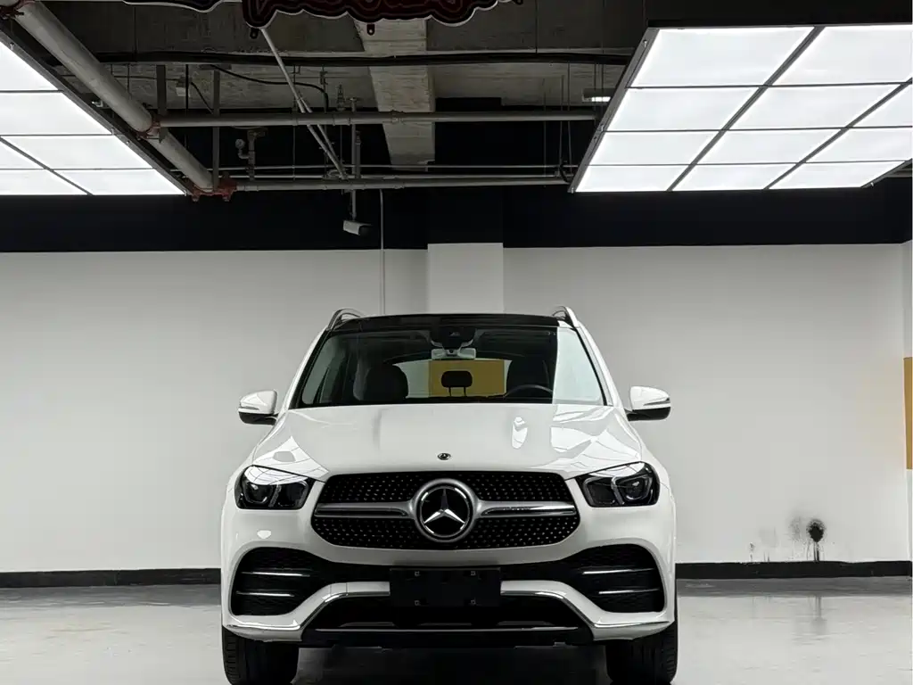 Mercedes-Benz GLE 2020 — фото 2