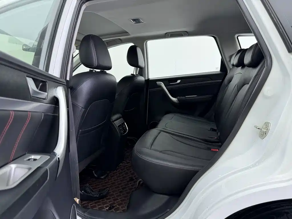 Haval M6 2020 — фото 10