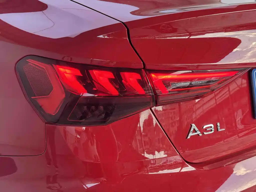 Audi A3 2023 — фото 34