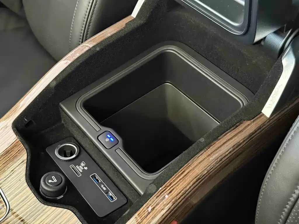 Land Rover Range Rover 2019 — фото 13