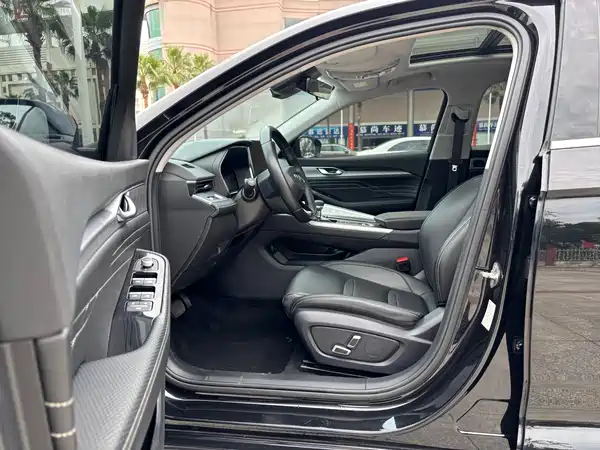 Geely Xingrui 2023