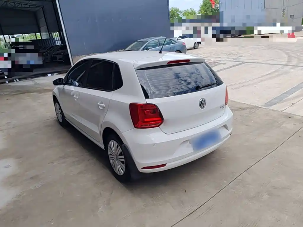 Volkswagen Polo 2016