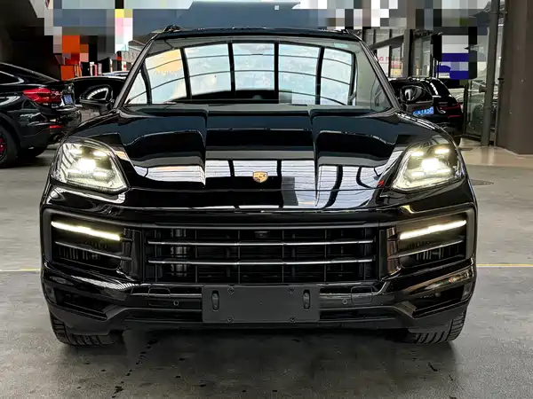 Porsche Cayenne 2024