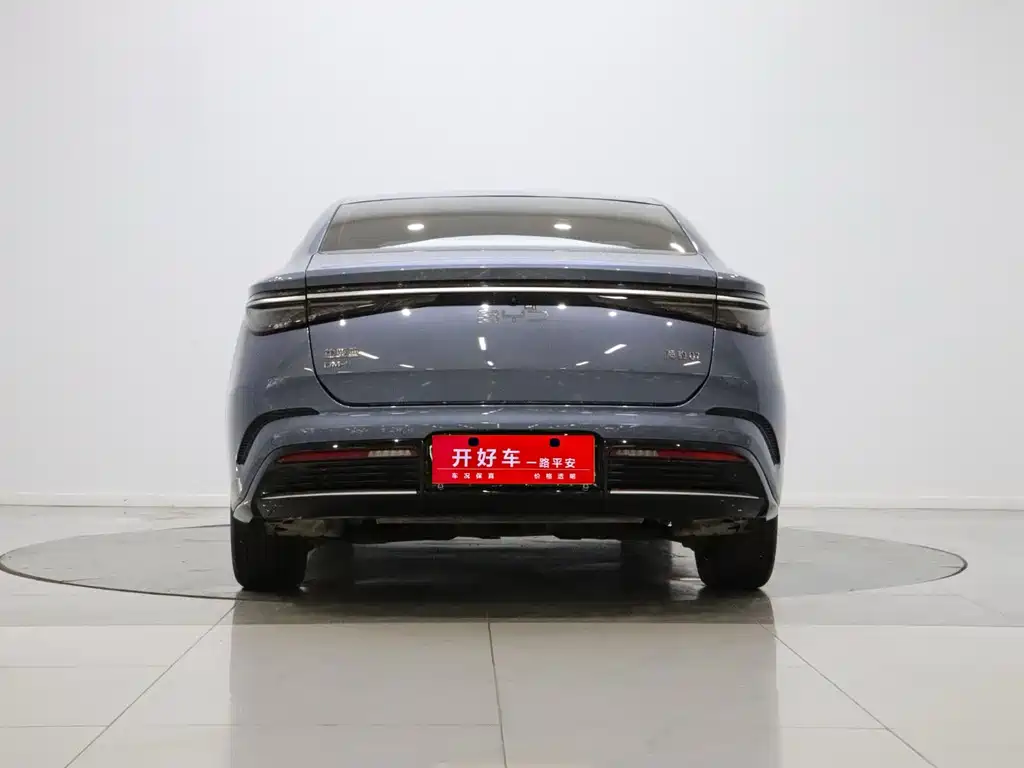 BYD Seal 07 DM-i 2025 — фото 5