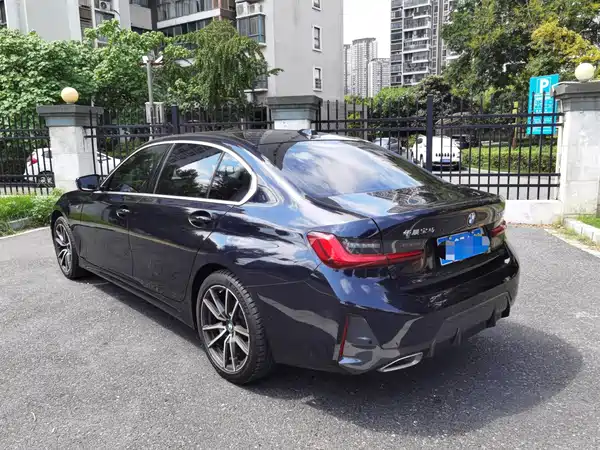 BMW 3 Series 2023