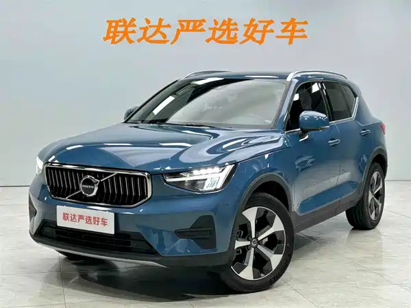 Volvo XC40 2023
