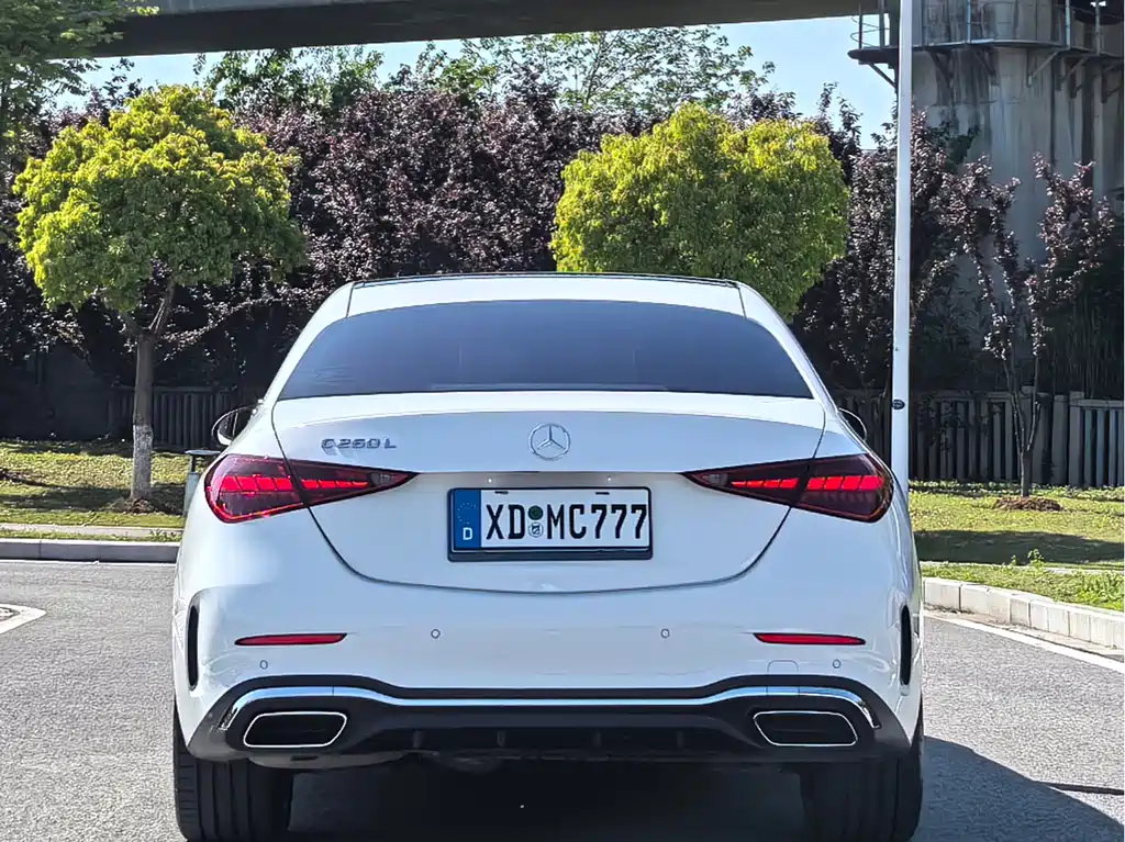 Mercedes-Benz C-Class 2025 — фото 6