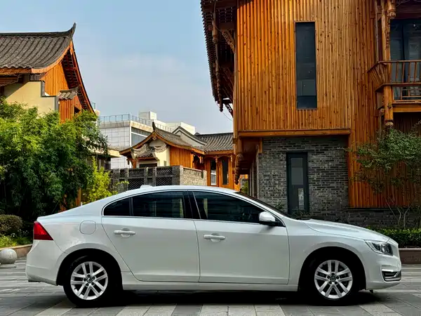 Volvo S60 2017