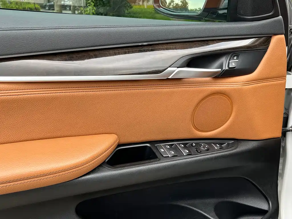 BMW X6 2018 — фото 15