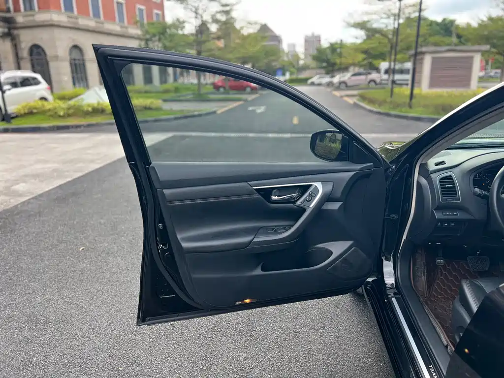 Nissan Teana 2018 — фото 10