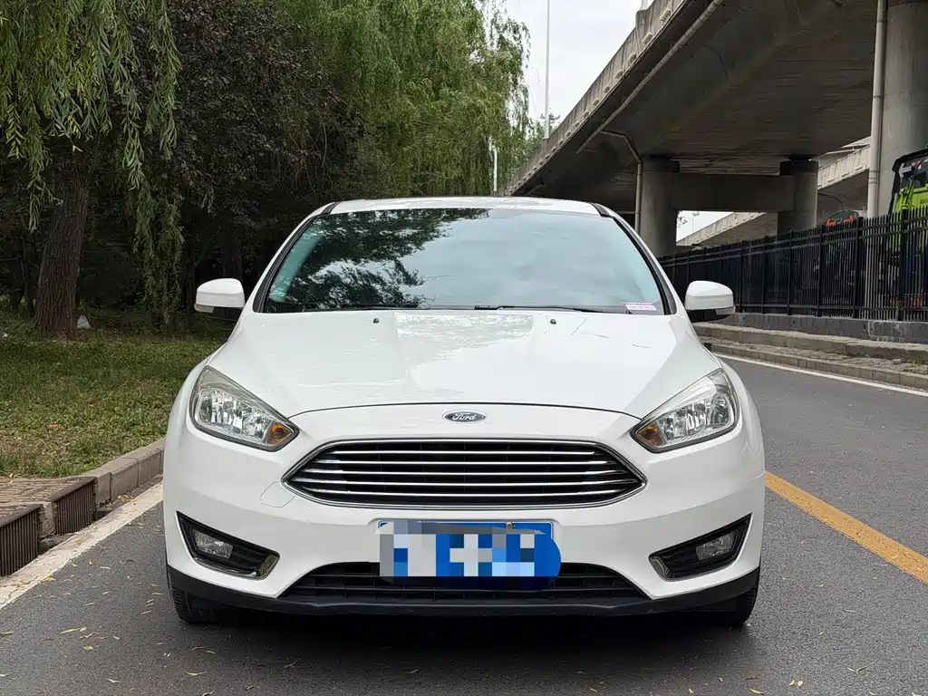 Ford Focus 2017 — фото 2
