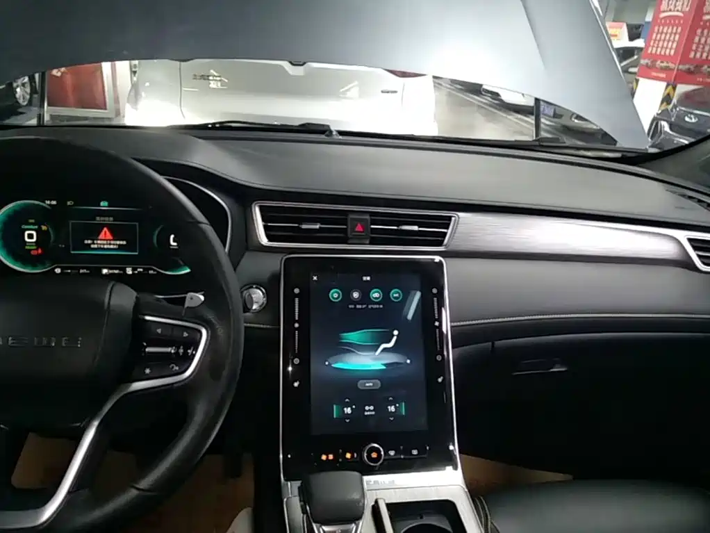 Roewe RX5 New Energy 2021 — фото 13