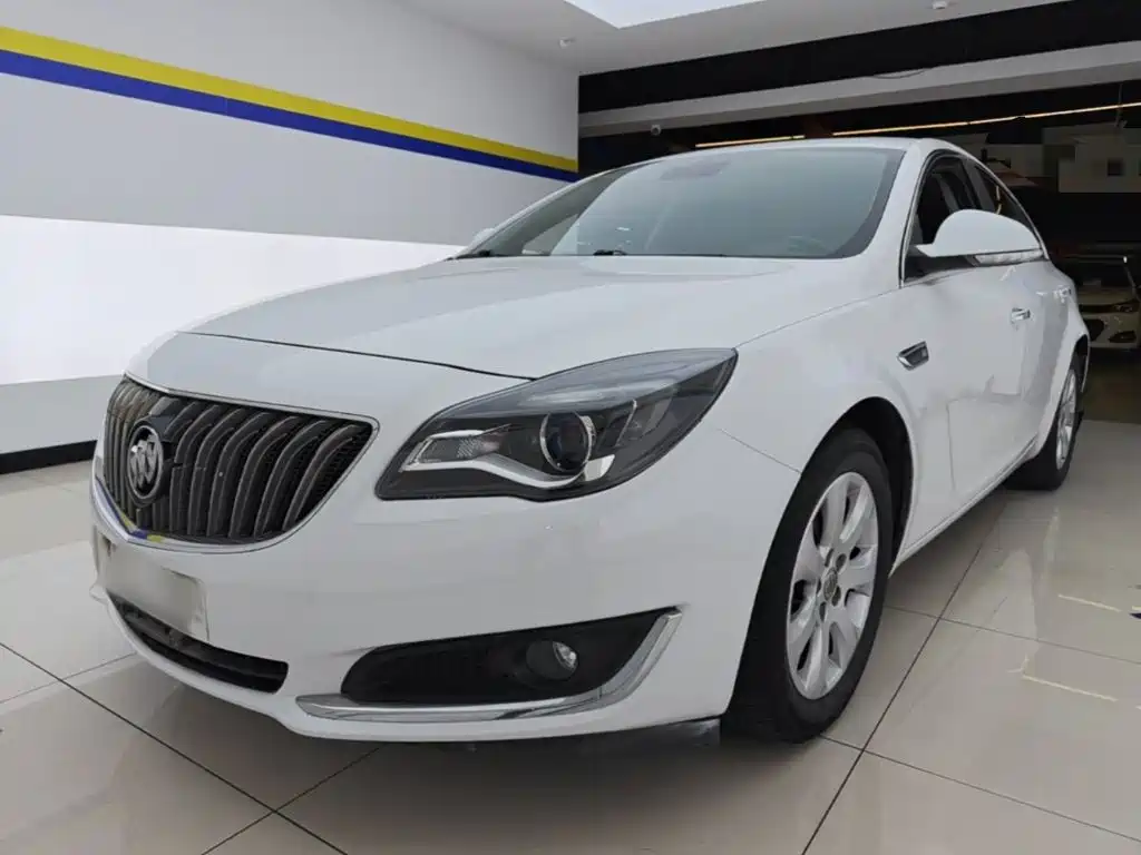 Buick Regal 2015 — фото 1