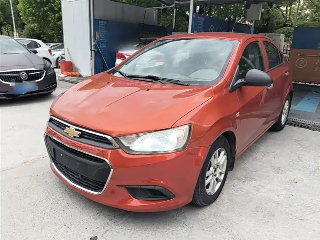Chevrolet Aveo 2015 — фото 1