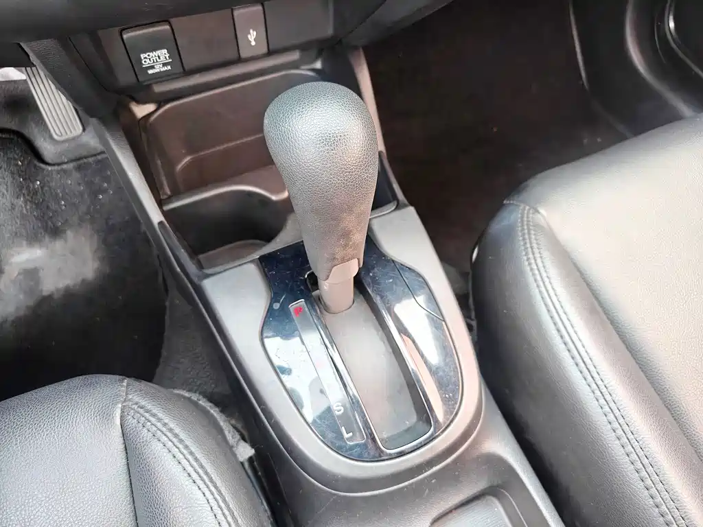 Honda Fit 2014 — фото 18