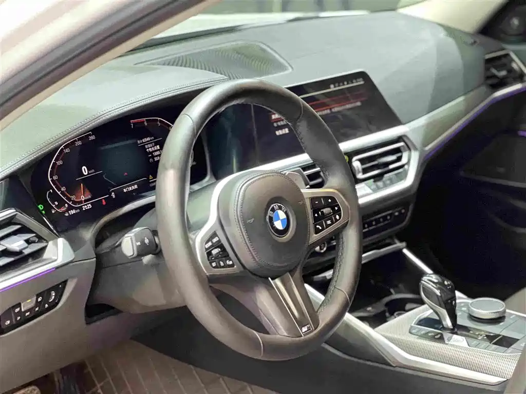 BMW 3 Series 2021 — фото 13