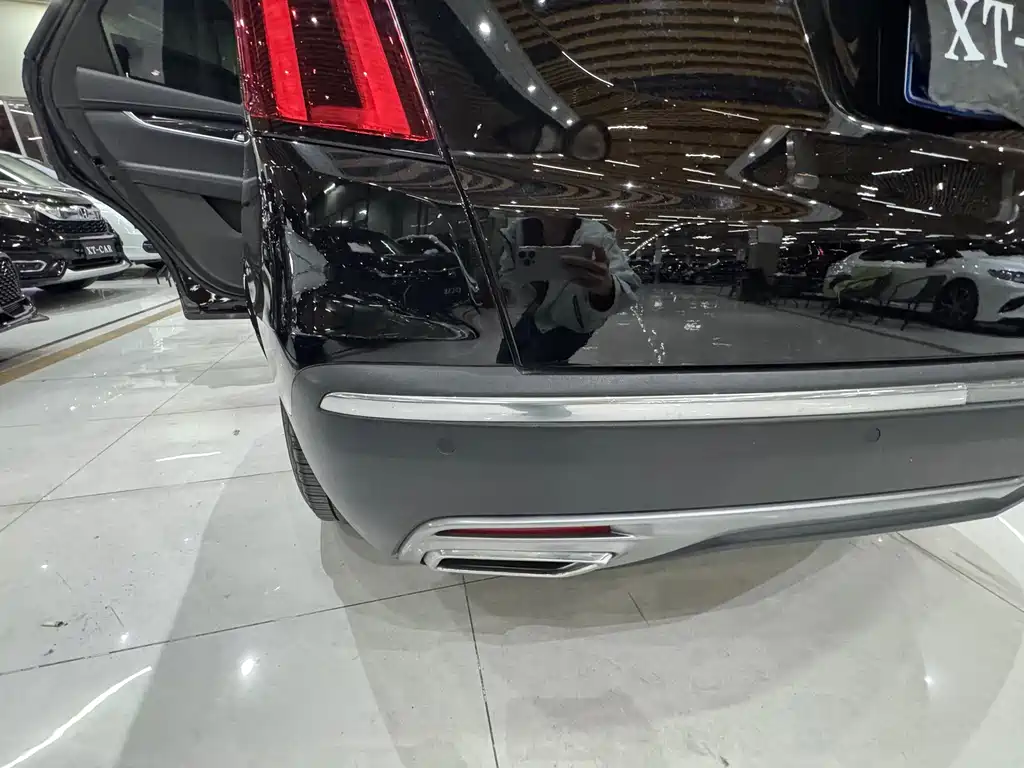 Cadillac XT5 2022 — фото 29