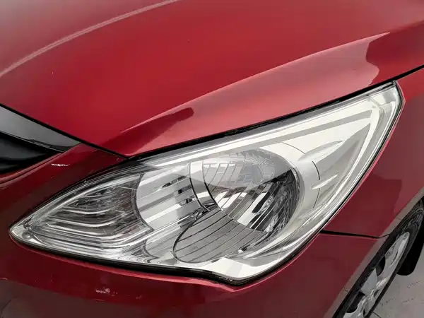 Hyundai Accent 2013