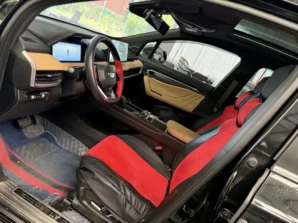 Geely Haoyue L 2023