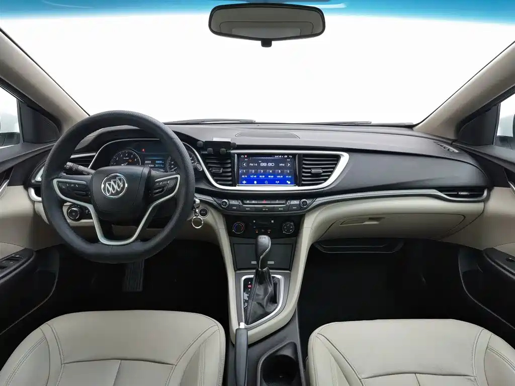 Buick Excelle 2018 — фото 5