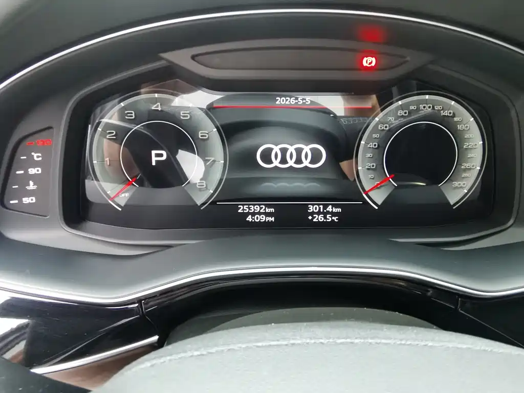 Audi Q7 2025 — фото 12