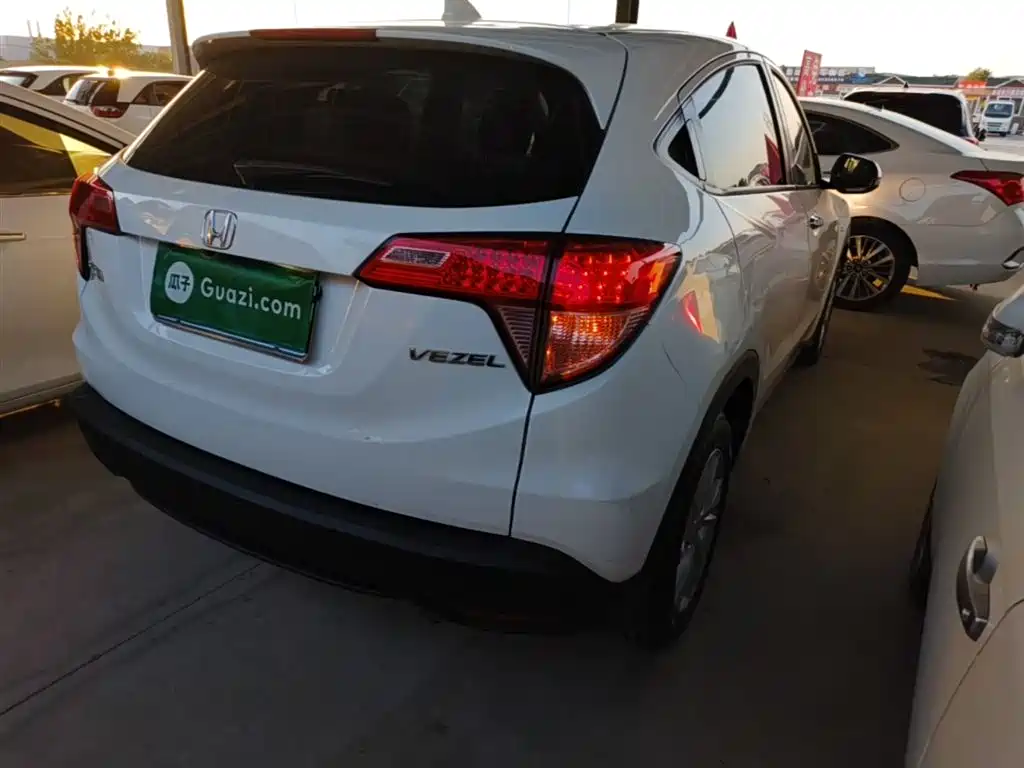Honda Vezel 2015