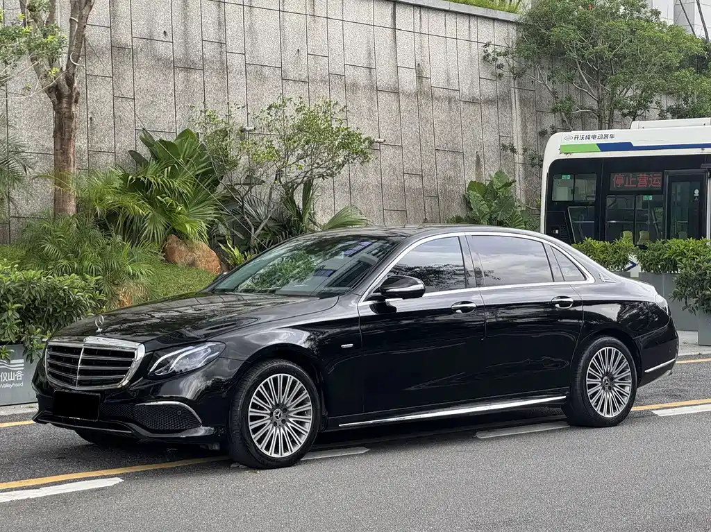 Mercedes-Benz E-Class 2020 — фото 1