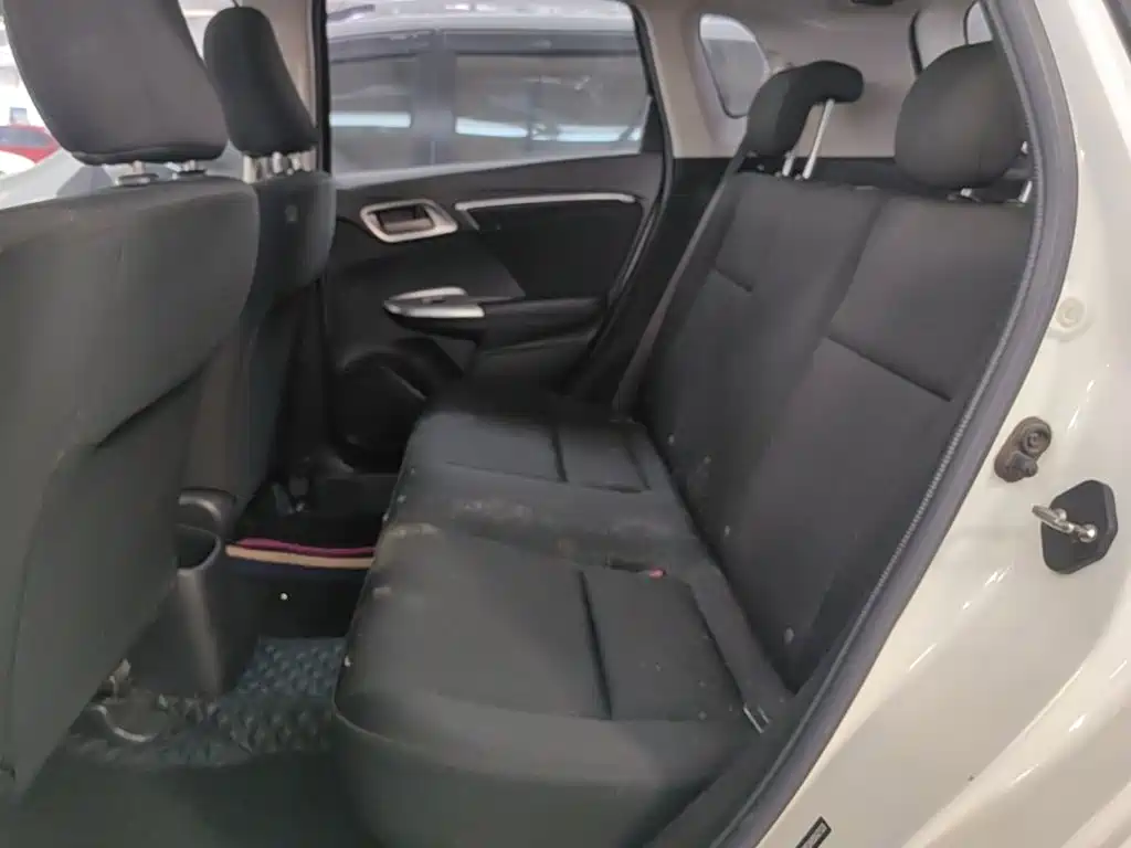 Honda Fit 2017 — фото 17