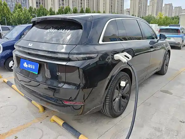 Li Auto L7 2025