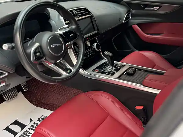 Jaguar XEL 2022