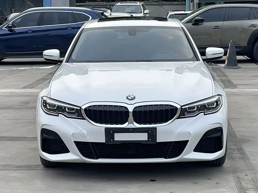 BMW 3 Series 2022