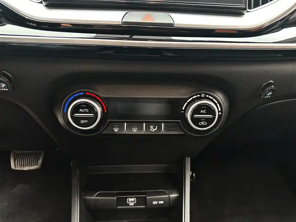 Kia KX1 2023 — фото 17