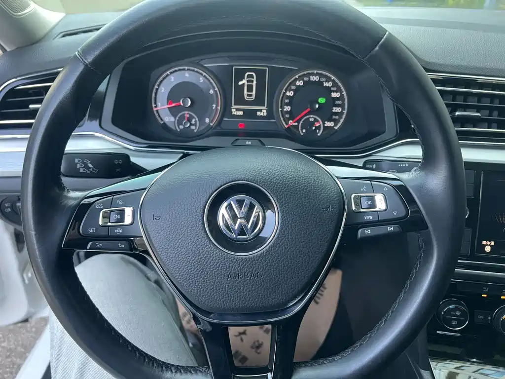Volkswagen Lamando 2019 — фото 10